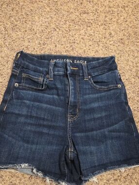 American Eagle dark blue denim jeans with contrast stitching